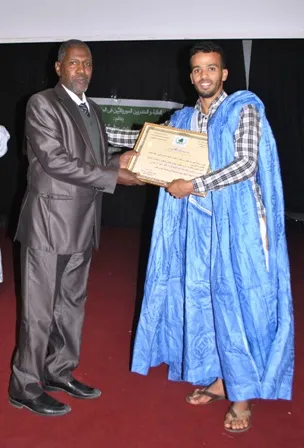 الأمين العام للاتحاد يقدم تكريما لنائب رئيس جماعة انواكشوط