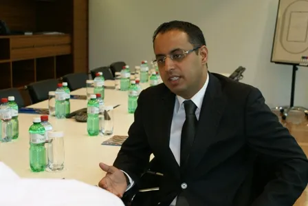 ولد يحي يشرف علي انتخابات الغابون