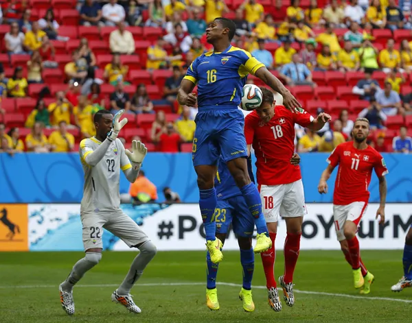 مباراة سويسرا والإكوادور ( رويترز)