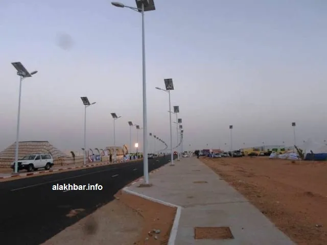 الشارع الرئيس في مدينة الشامي على طريق انواكشوط انواذيبو (الأخبار)