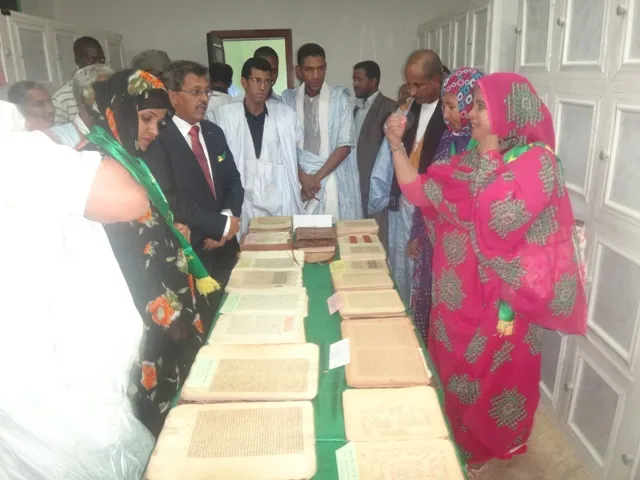 بعض الوثائق والمخطوطات المعروضة بمناسبة ذكرى الاستقلال