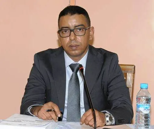 دكتورا لباحث موريتاني حول إشكاليات المقاولة