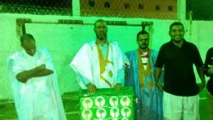 جانب من انطلاقة البطولة الرياضية لحزب تواصل بنواذيبو (تصوير الأخبار)