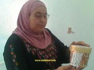 المؤطرة منى داوود تبذل جهودا في تطوير مواهب الأطفال وقدراتهم (تصوير ?