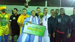 جانب من حفل التتويج الليلة البارحة في ملعب أسباير حلم بمدينة نواذيب (