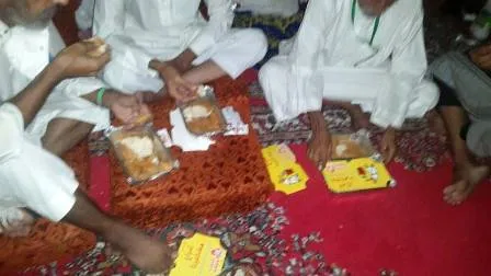 مبادرة للجالية بالسعودية تقدم عشاء لحجاج موريتانيا