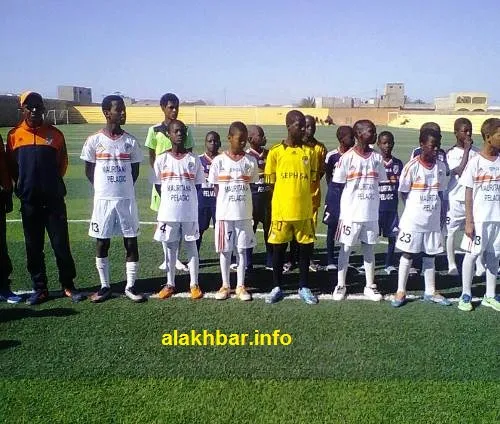 بعض أشيال النادي الرياضي لأف س نواذيبو (تصوير الأخبار)