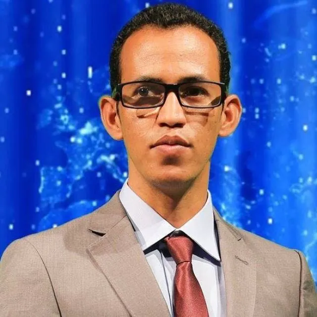 الصحفي بالأخبار أبو بكر أحمد الإمام