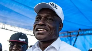 مارتن فايولو: المعارض الخاسر في الانتخابات الرئاسية الكونغولية.