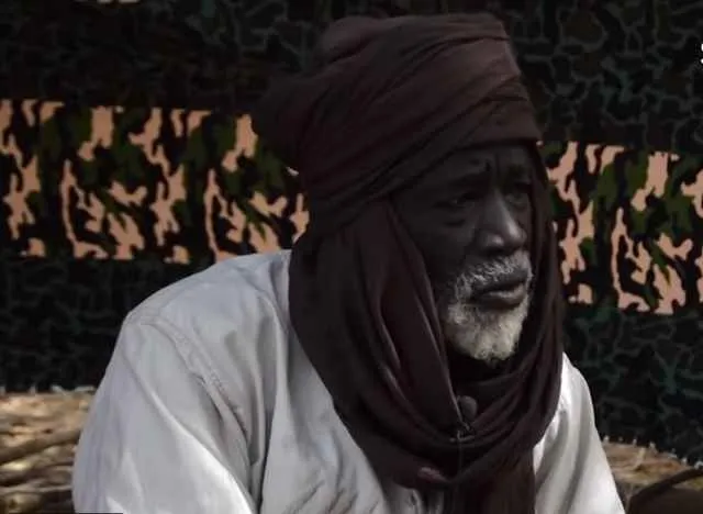 مانكا دومبيا: الحاكم المفرج عنه.