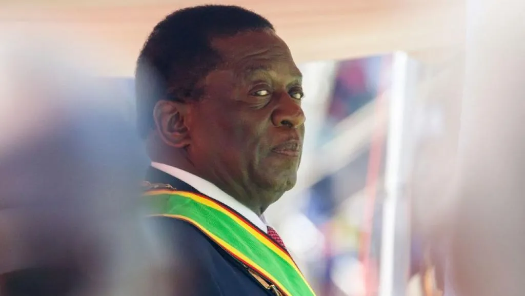 الرئيس الزيمبابوي: روبيرت موغابي.