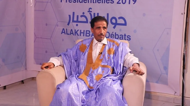 المرشح الرئاسي محمد ولد مولود خلال مشاركته في برنامج "حوار الأخبار"