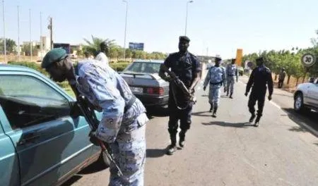 1710-70199-mali-le-gouvernement-prolonge-dune-nouvelle-annee-letat-durgence-national_M