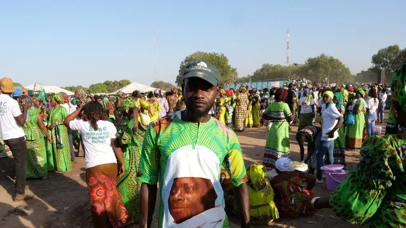 5e208ab087f3ec685920e354