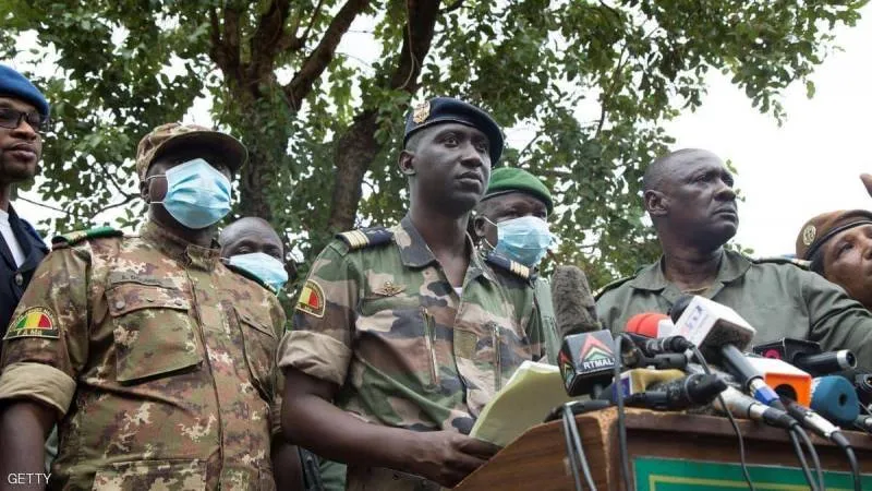 المجلس العسكري الحاكم في مالي خلال مؤتمر صحفي أمس