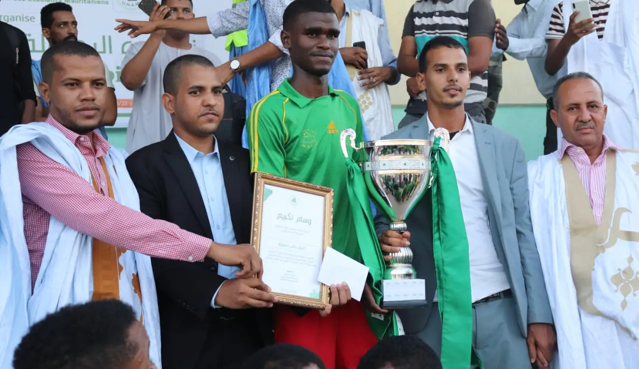 853CA934-86CA-4C9E-8E5B-F12875522403