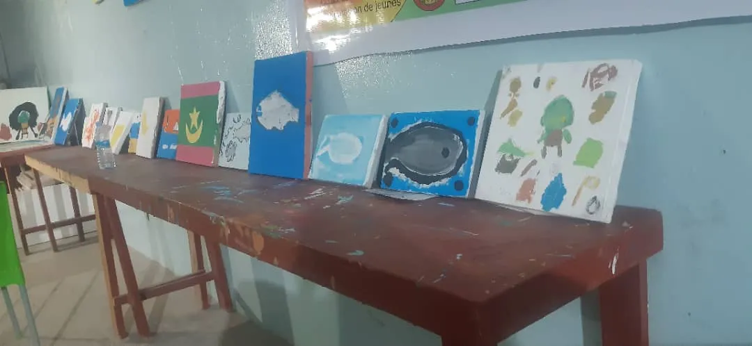 جانب من الرسوم التي أعدها الأطفال ذوي الإعاقة في نواذيبو/ الأخبار