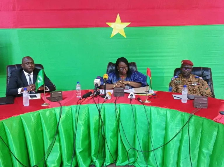 Gouvernement-transition-mission-UA-768x574