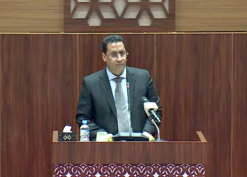 الوزير الأول المختار ولد اجاي خلال استعراض برنامج حكومته اليوم