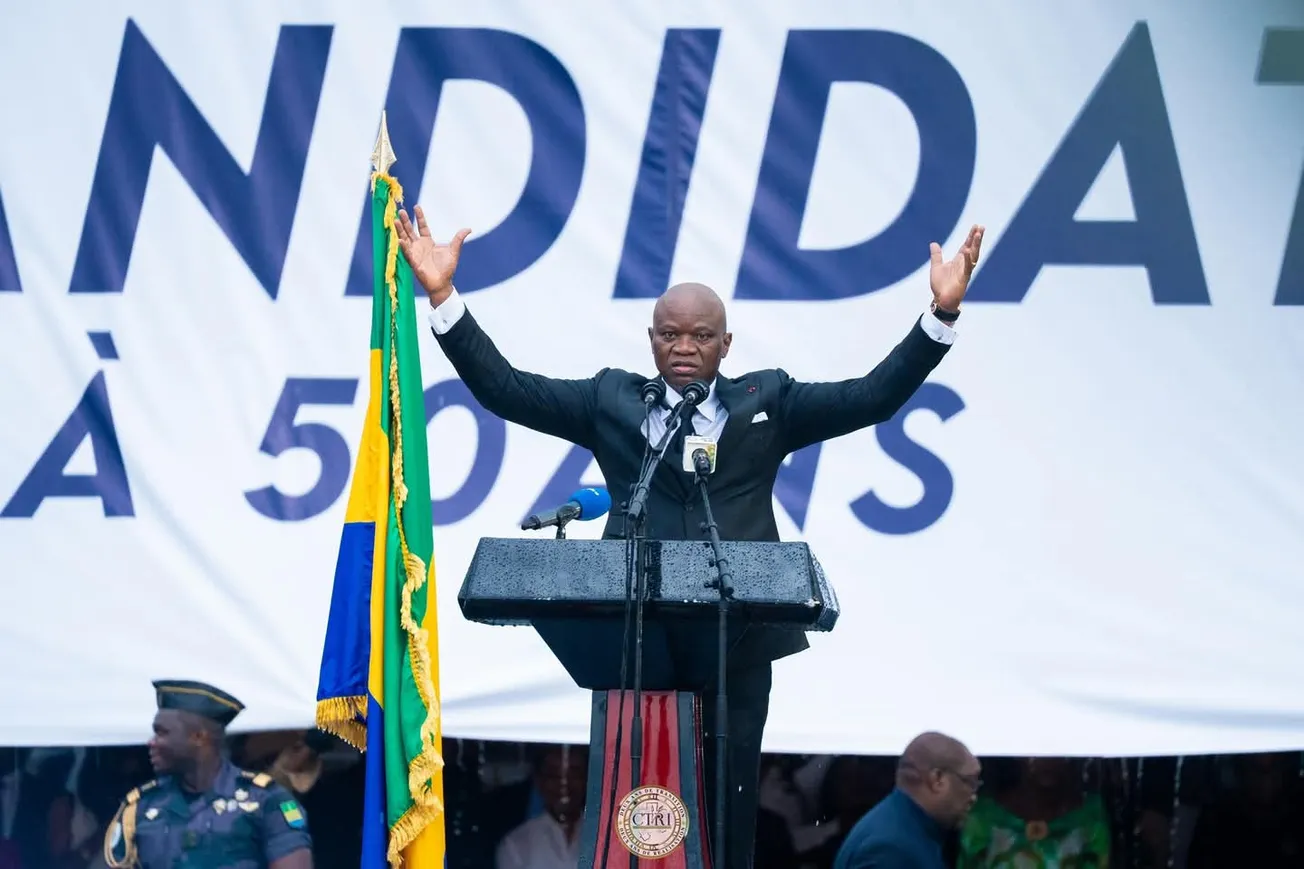 الرئيس الانتقالي الغابوني الجنرال بريس أوليغي نغيما 