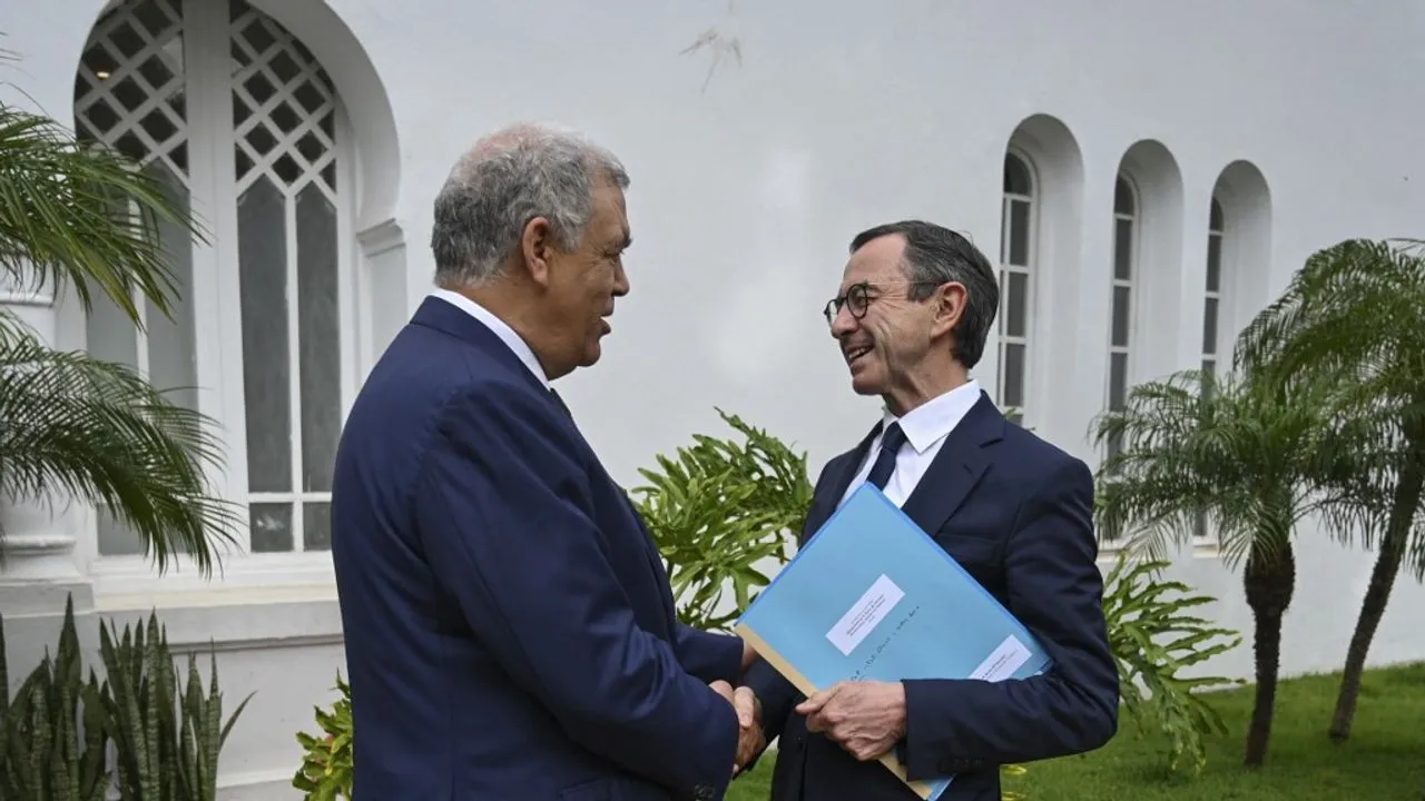 وزير الداخلية الفرنسي برونو روتايو ونظيره المغرب عبد الوافي لفتيت خ?