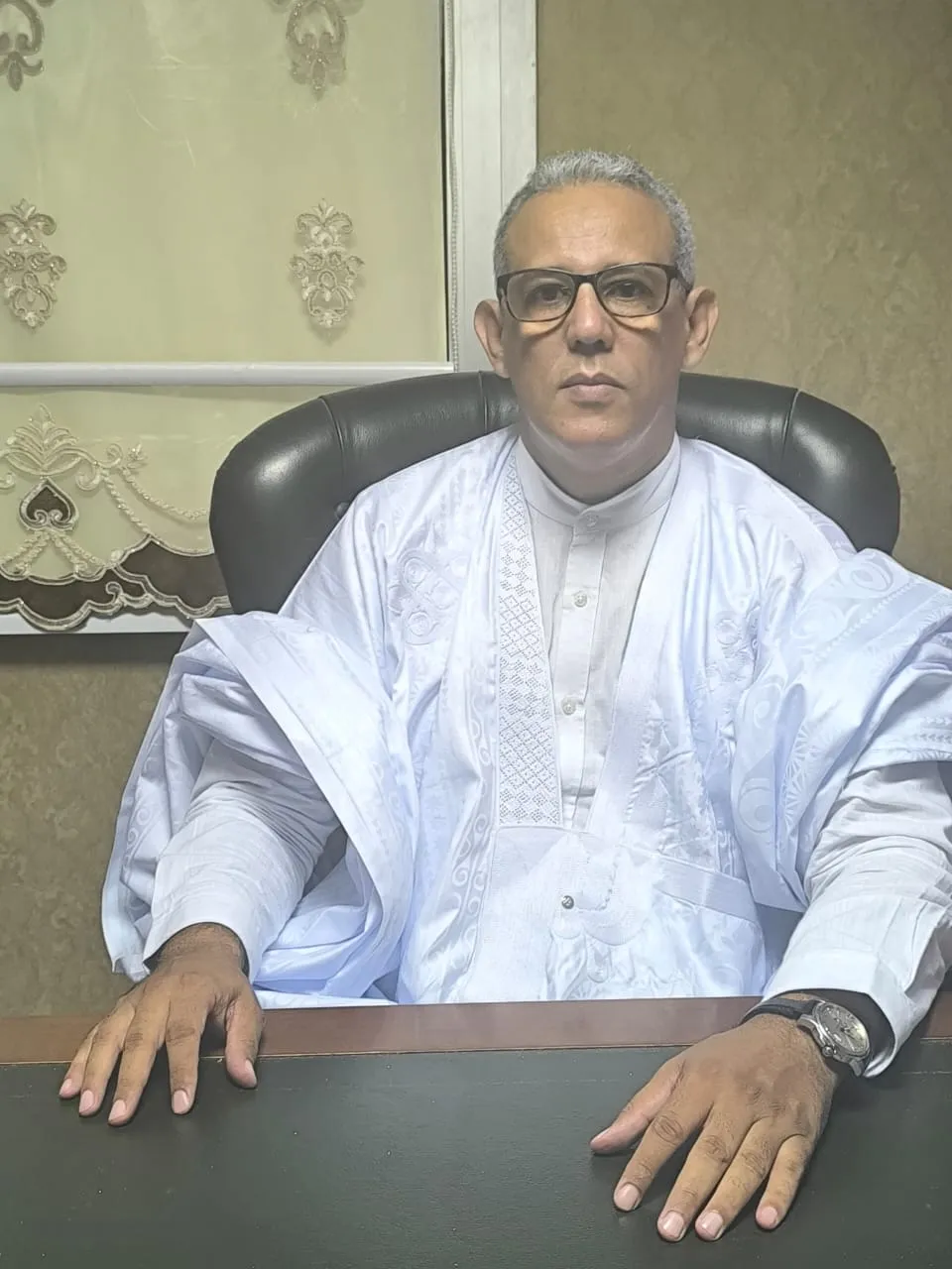 الأستاذ/ عبد الله اگاه,