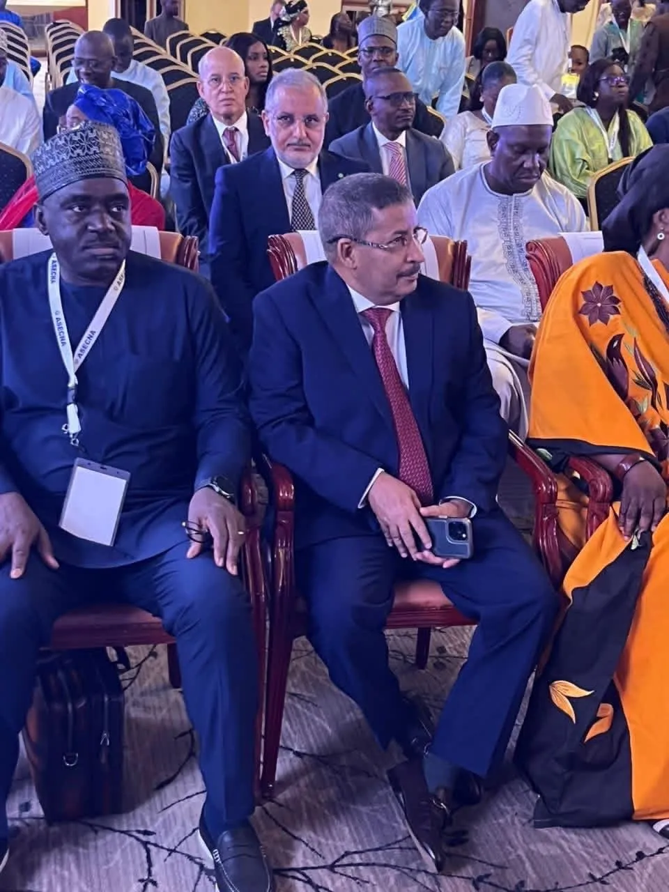 dbce53a0-d79a-4e5a-a6c7-f658056253d1