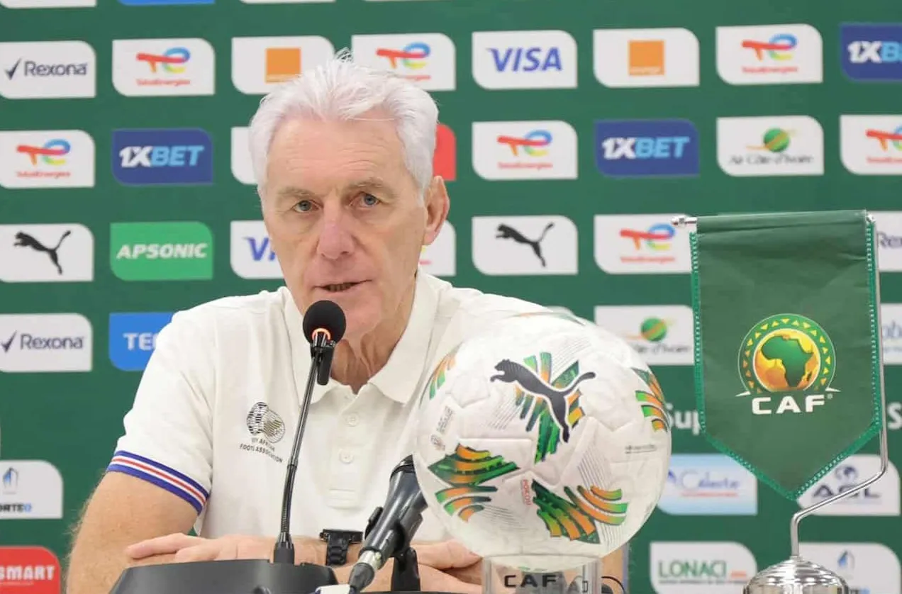 هوغو بروس: مدرب منتخب جنوب إفريقيا